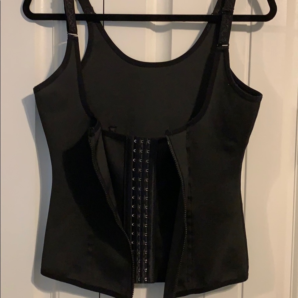 Clip and Zip Vest